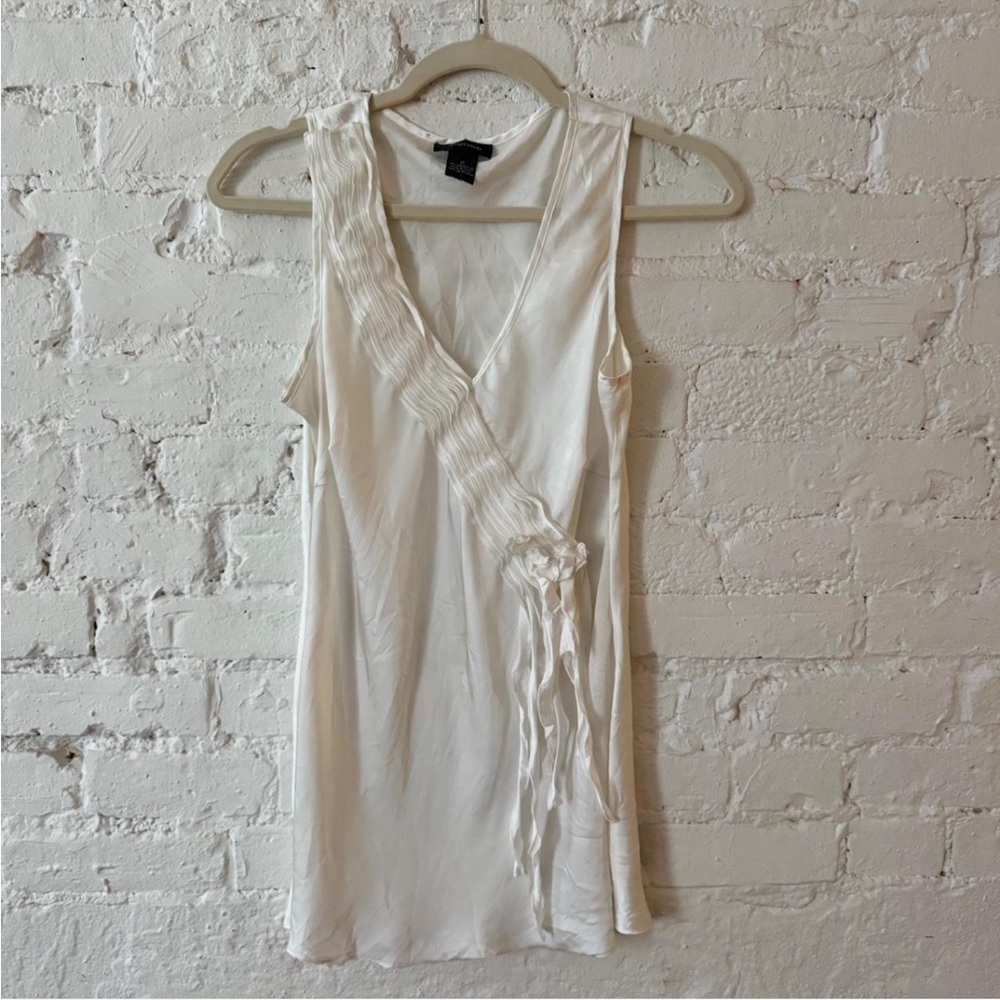 Elegant White Sleeveless Top